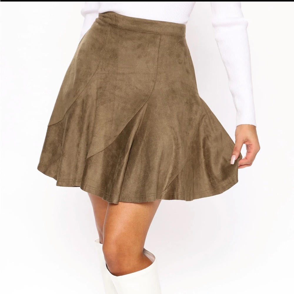 A-Line Mini Skirt w/ Pockets!